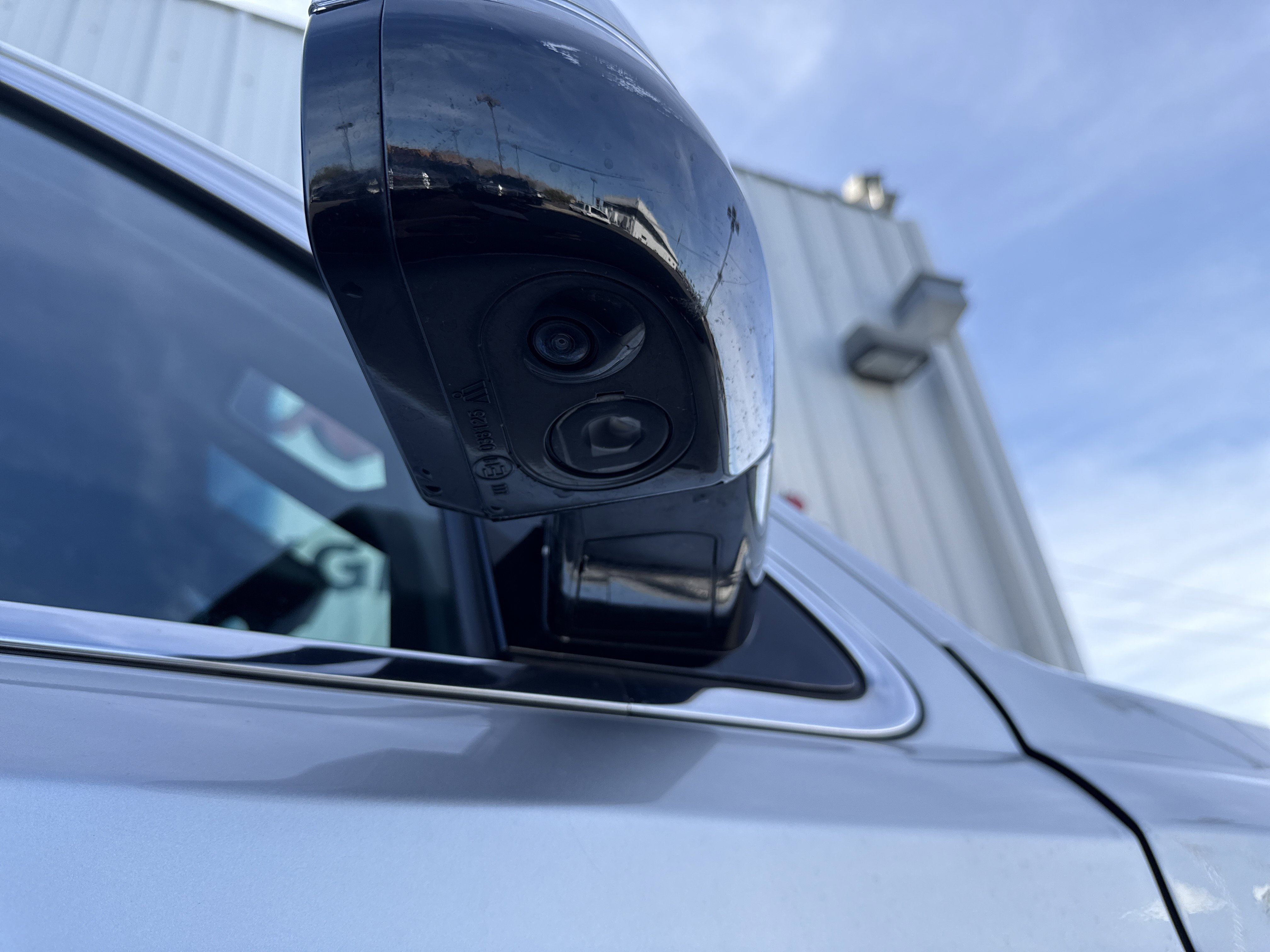 Used 2019 Cadillac Escalade ESV Platinum image 43