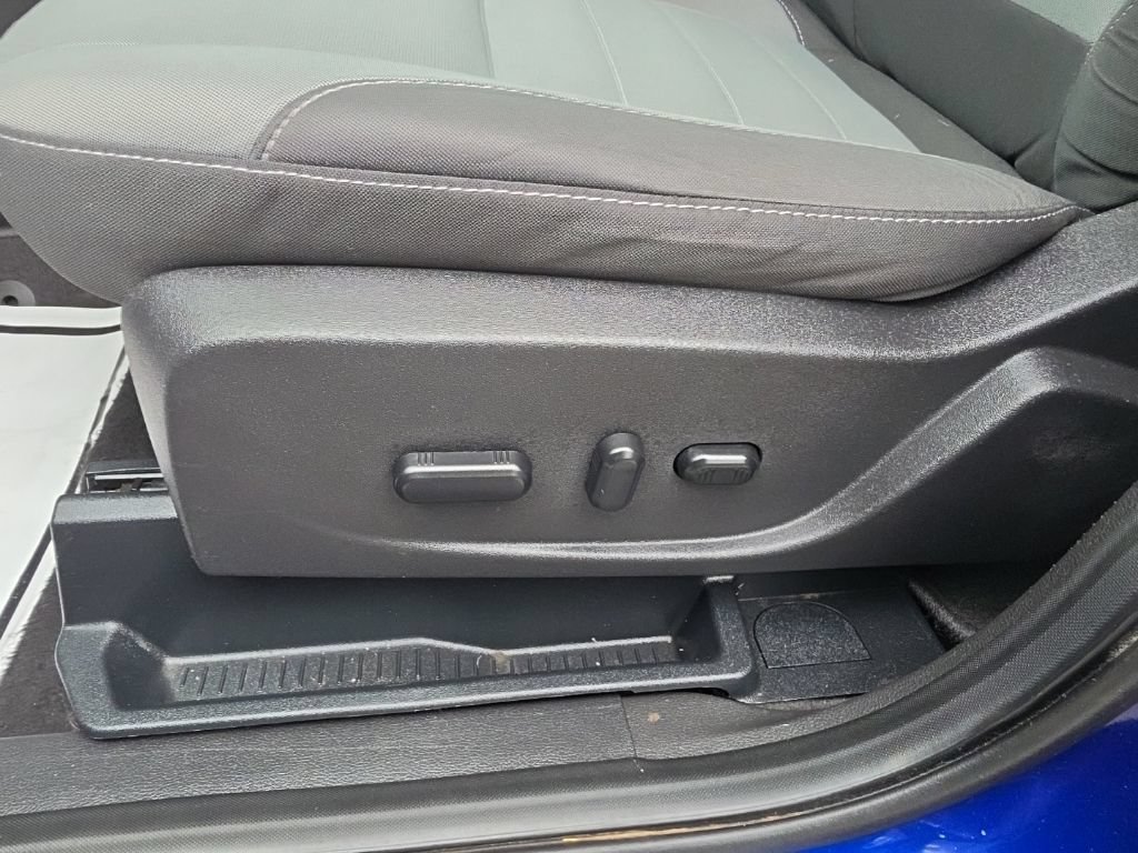 Used 2015 Ford Escape SE FWD image 18