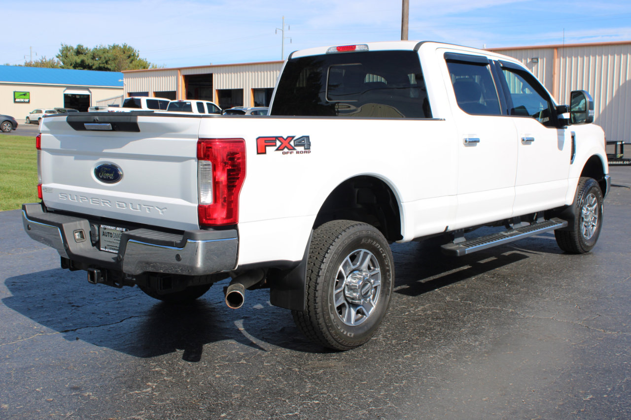 Used 2019 Ford F250 Lariat w/ Chrome Package image 4