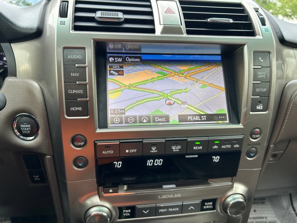 Used 2018 Lexus GX 460 Premium w/ Premium Package AWD/4WD image 30