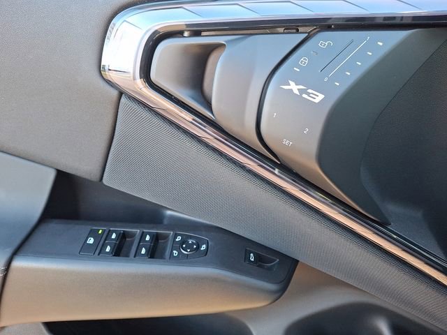 Certified 2025 BMW X3 xDrive30i w/ Convenience Package image 13
