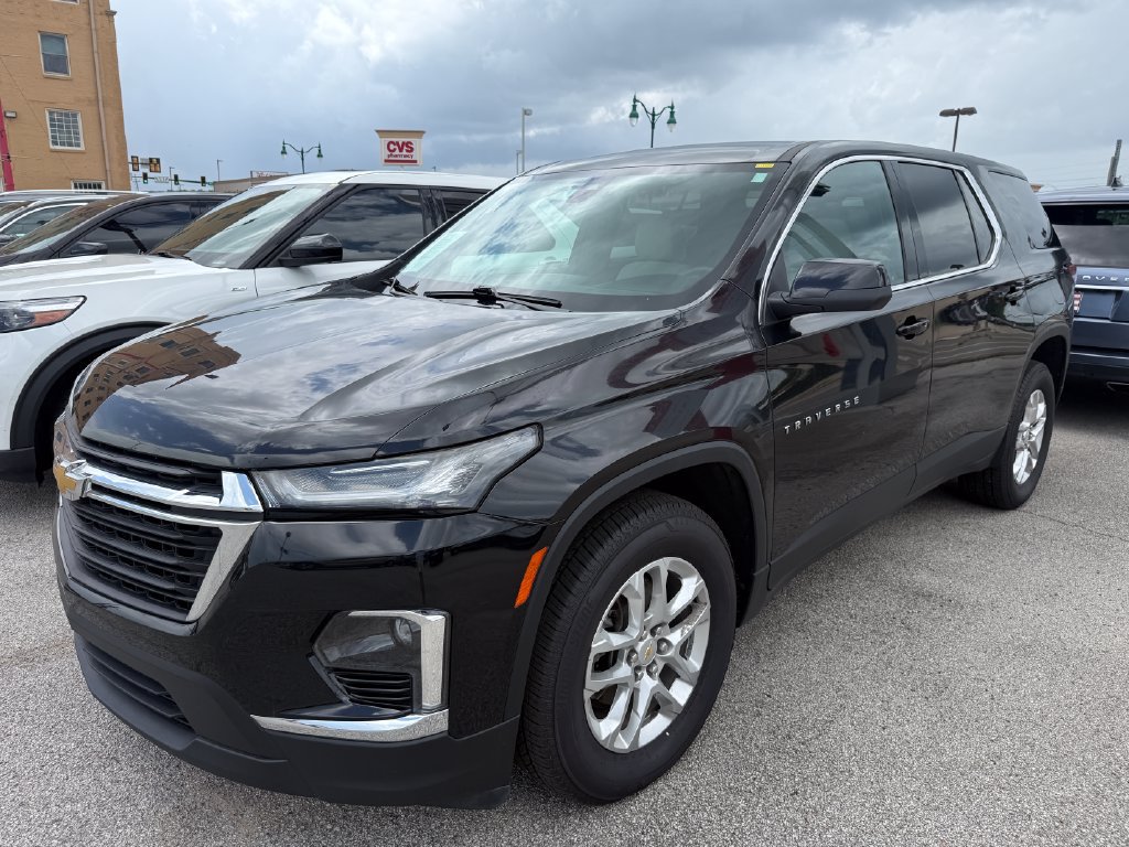 Used 2023 Chevrolet Traverse LS w/ LPO, Cargo Package AWD/4WD image 20
