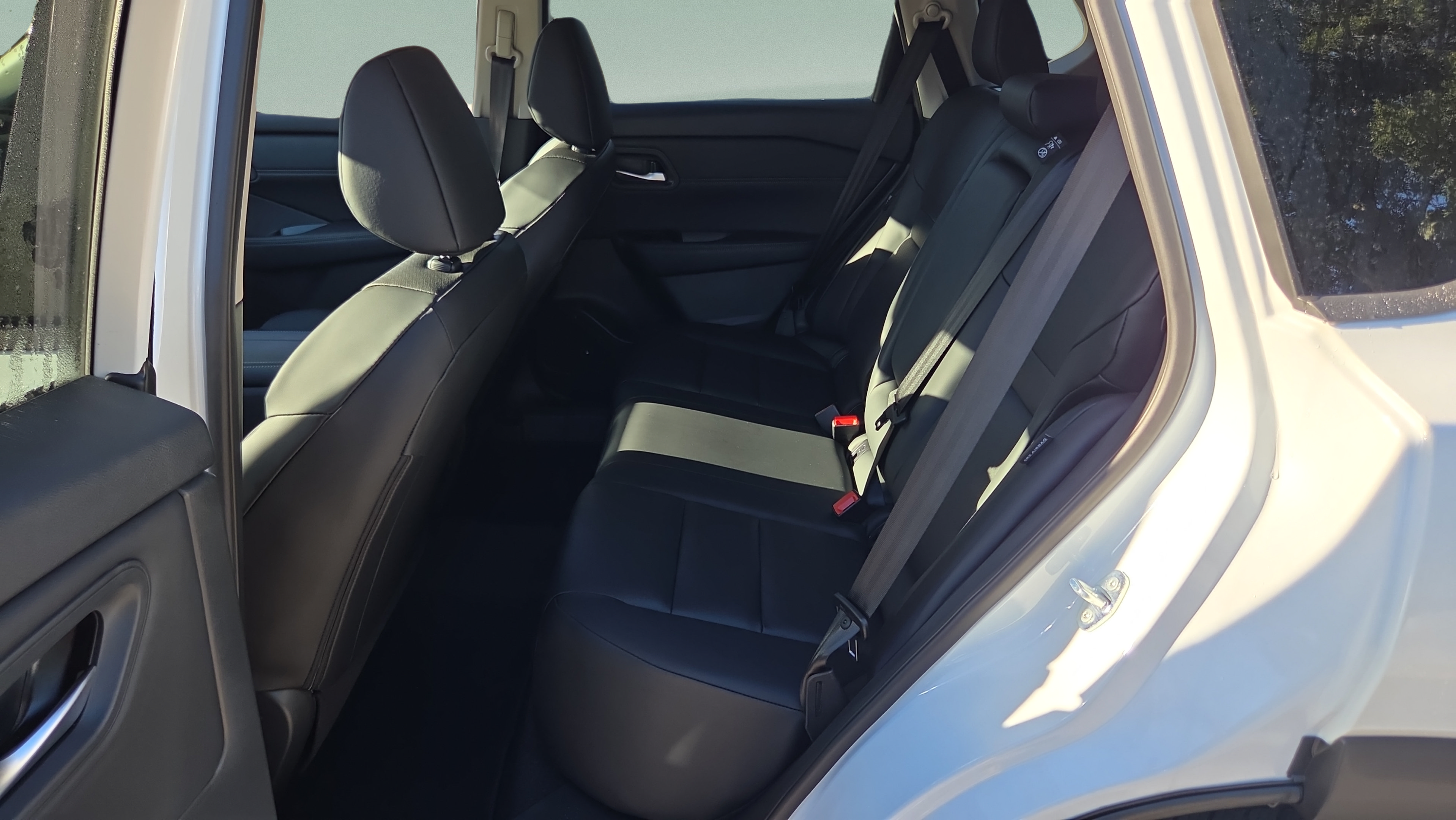 New 2026 Nissan Rogue Dark Armor FWD image 11