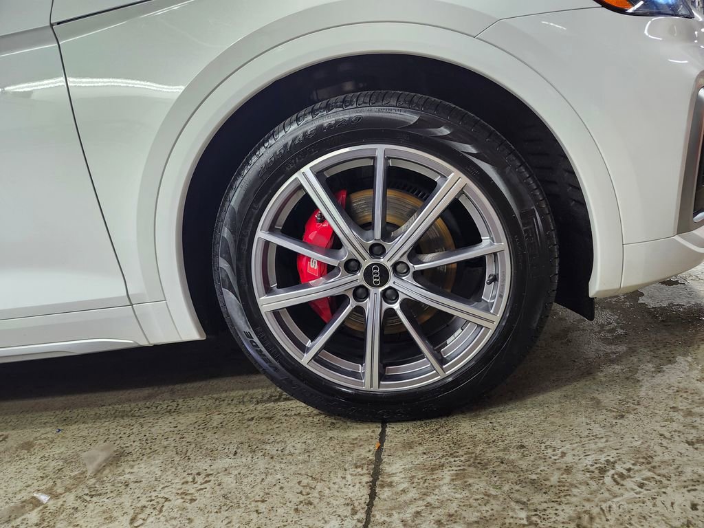 Certified 2025 Audi SQ5 Premium Plus w/ Premium Plus Package image 17