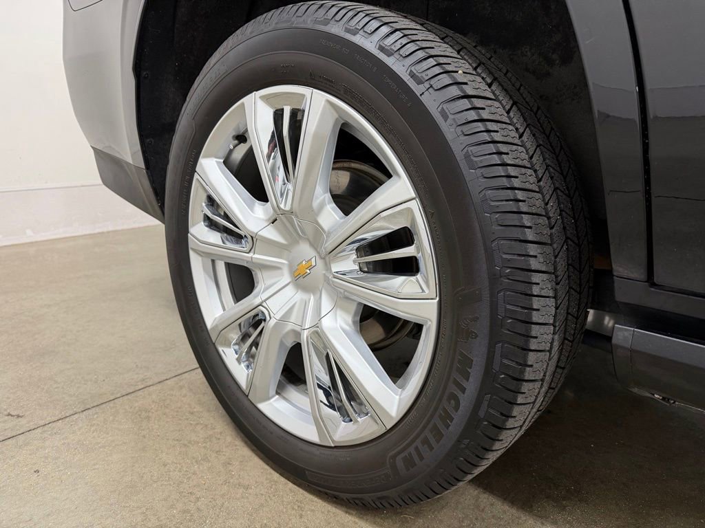 Used 2021 Chevrolet Tahoe High Country w/ Premium Package image 21