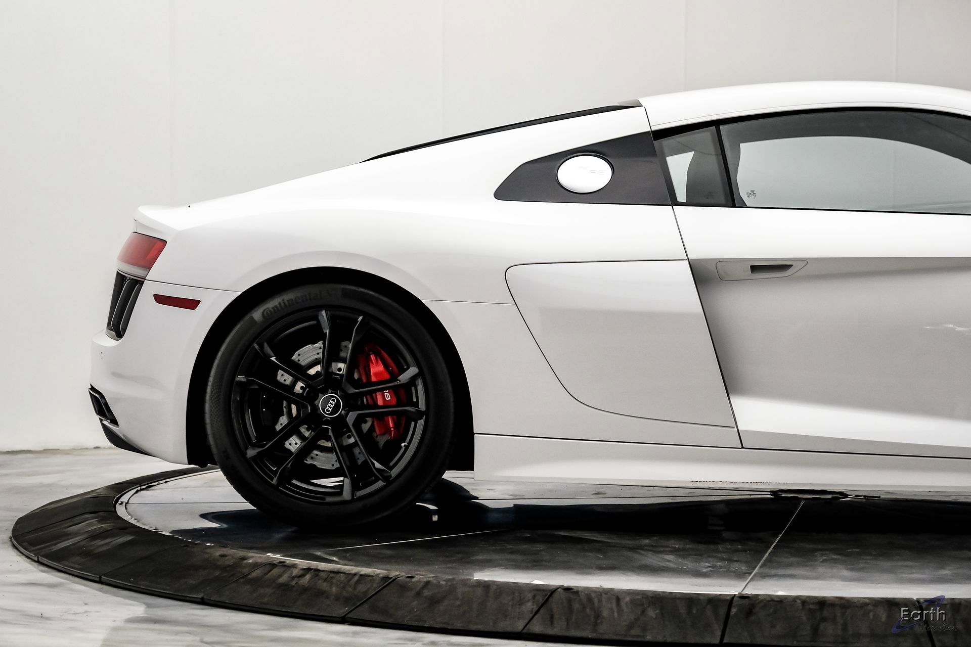 Used 2018 Audi R8 V10 RWD image 27