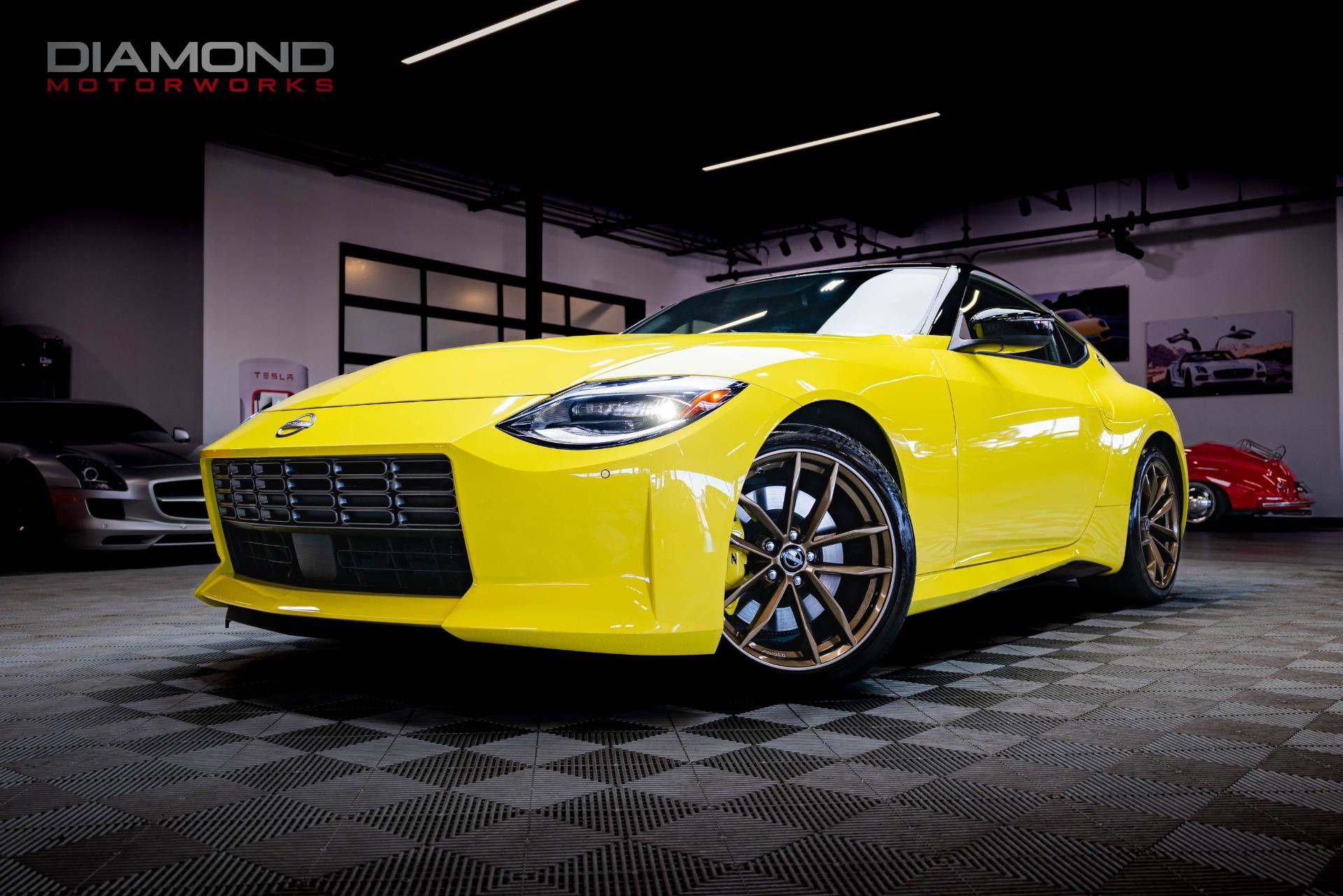 Used 2023 Nissan Z w/ Floor Mat Package (L93)