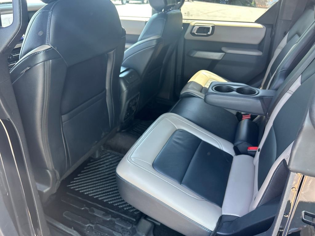 Used 2023 Ford Bronco Wildtrak AWD/4WD image 28