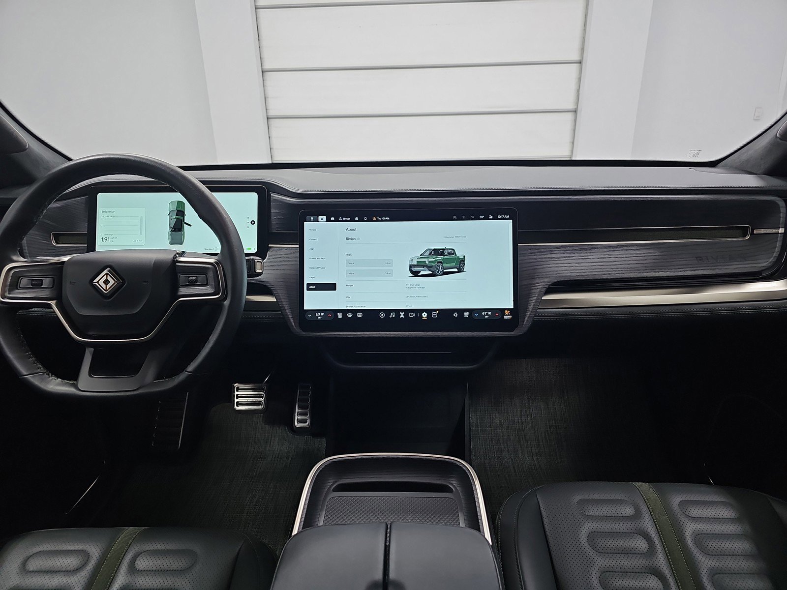 Used 2024 Rivian R1T Adventure AWD/4WD image 25
