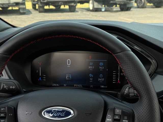 Used 2023 Ford Escape ST-Line AWD/4WD image 8