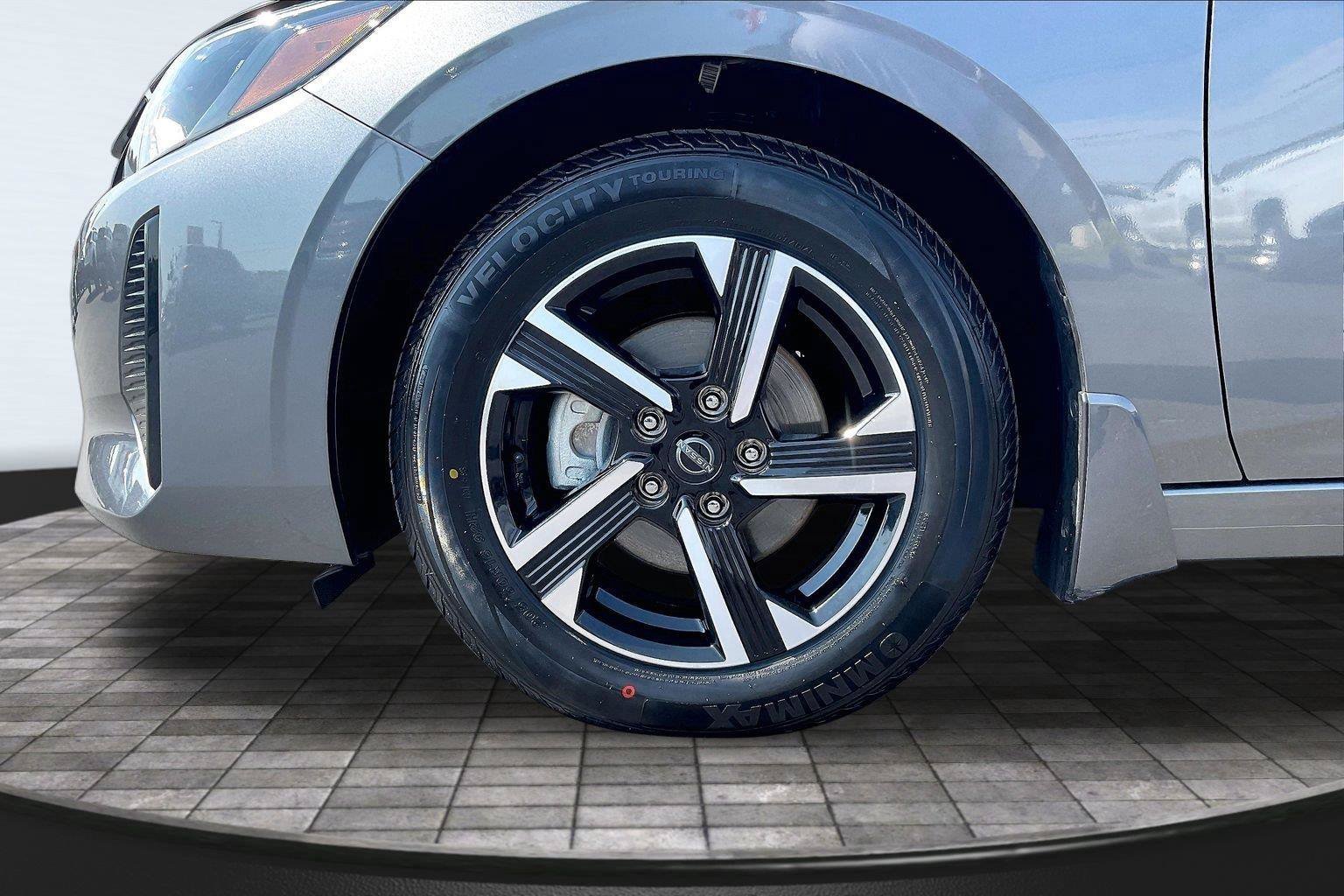 Certified 2025 Nissan Sentra SV FWD image 10