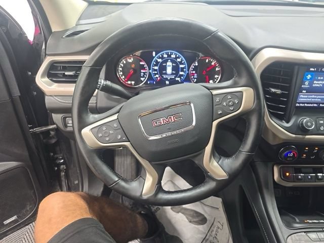 Used 2023 GMC Acadia Denali w/ Denali Ultimate Package AWD/4WD image 11