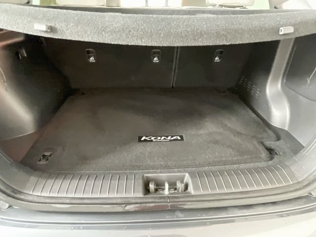 Used 2022 Hyundai Kona Limited FWD image 28