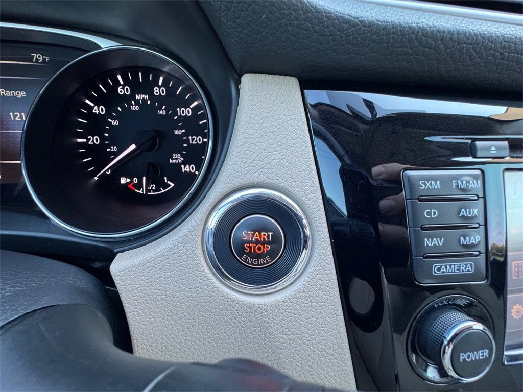 Used 2016 Nissan Rogue SL w/ SL Premium Package image 25