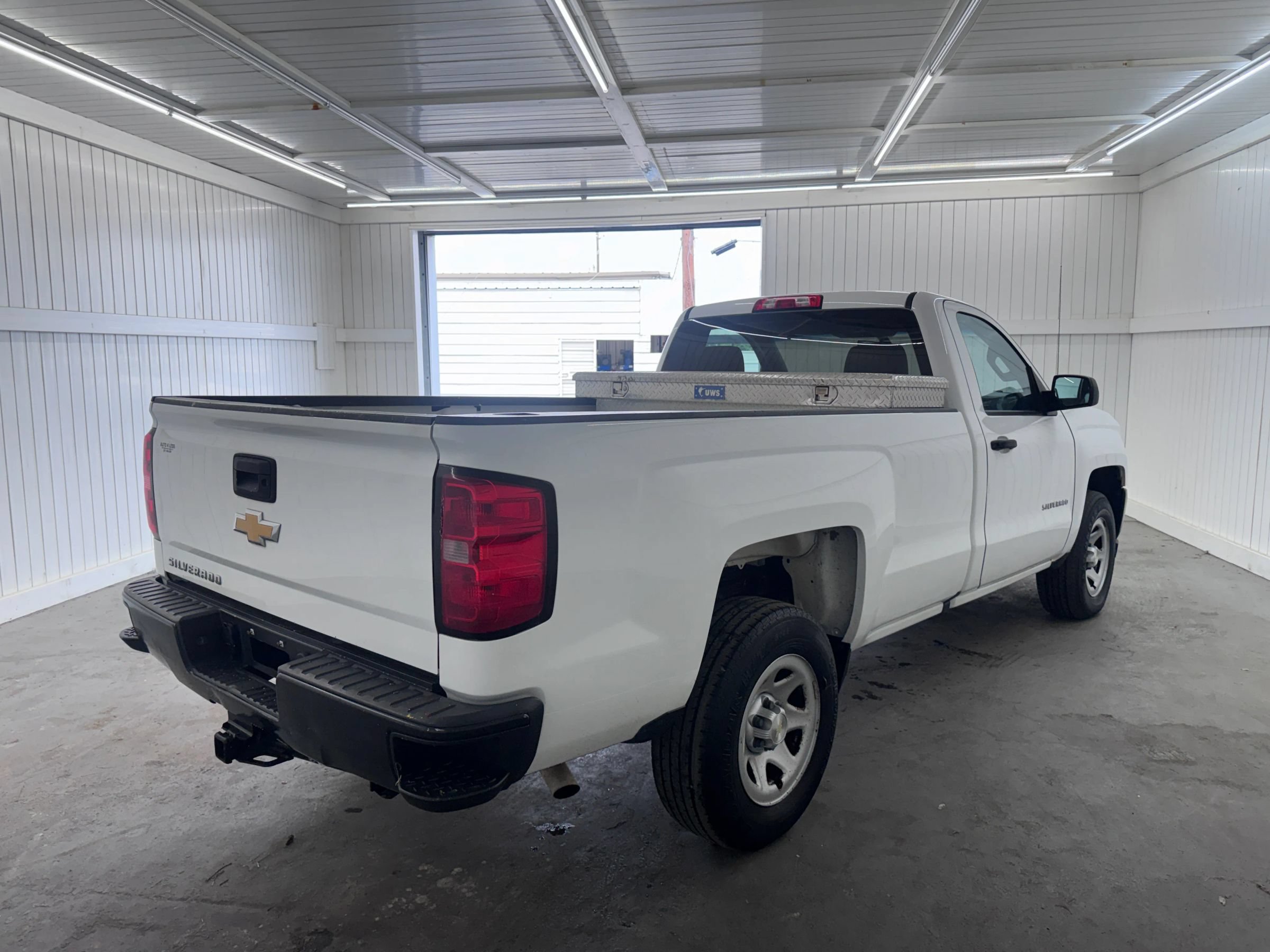 Used 2016 Chevrolet Silverado 1500 W/T RWD image 5