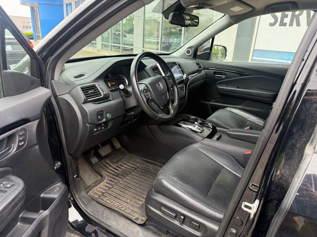 Used 2016 Honda Pilot Elite image 7