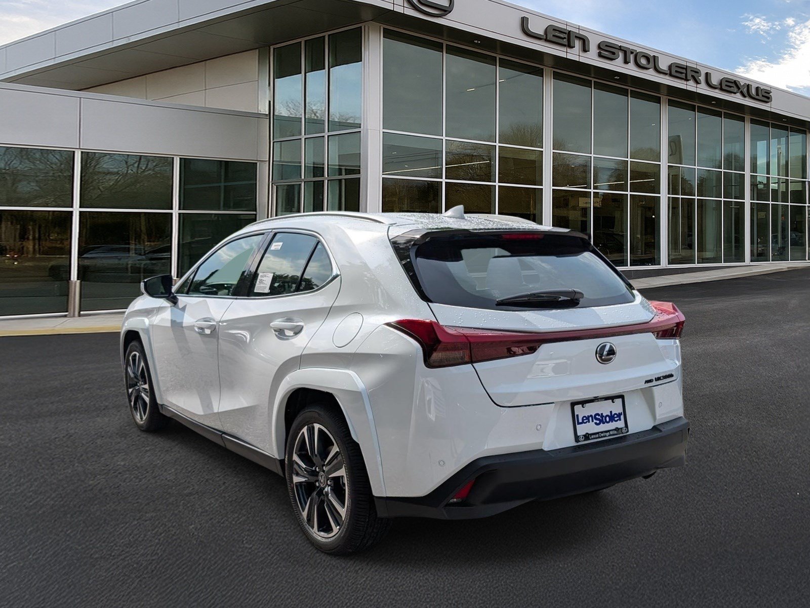New 2026 Lexus UX 300h AWD image 3
