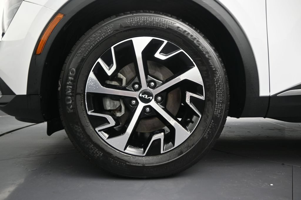 Used 2024 Kia Sportage EX FWD image 10