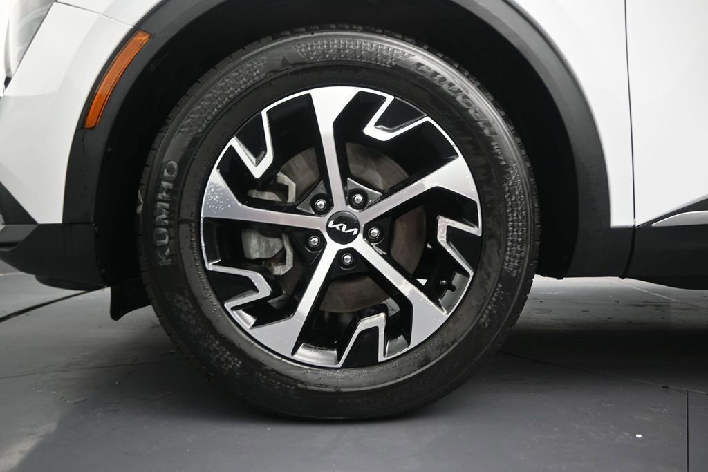 Used 2024 Kia Sportage EX FWD image 10
