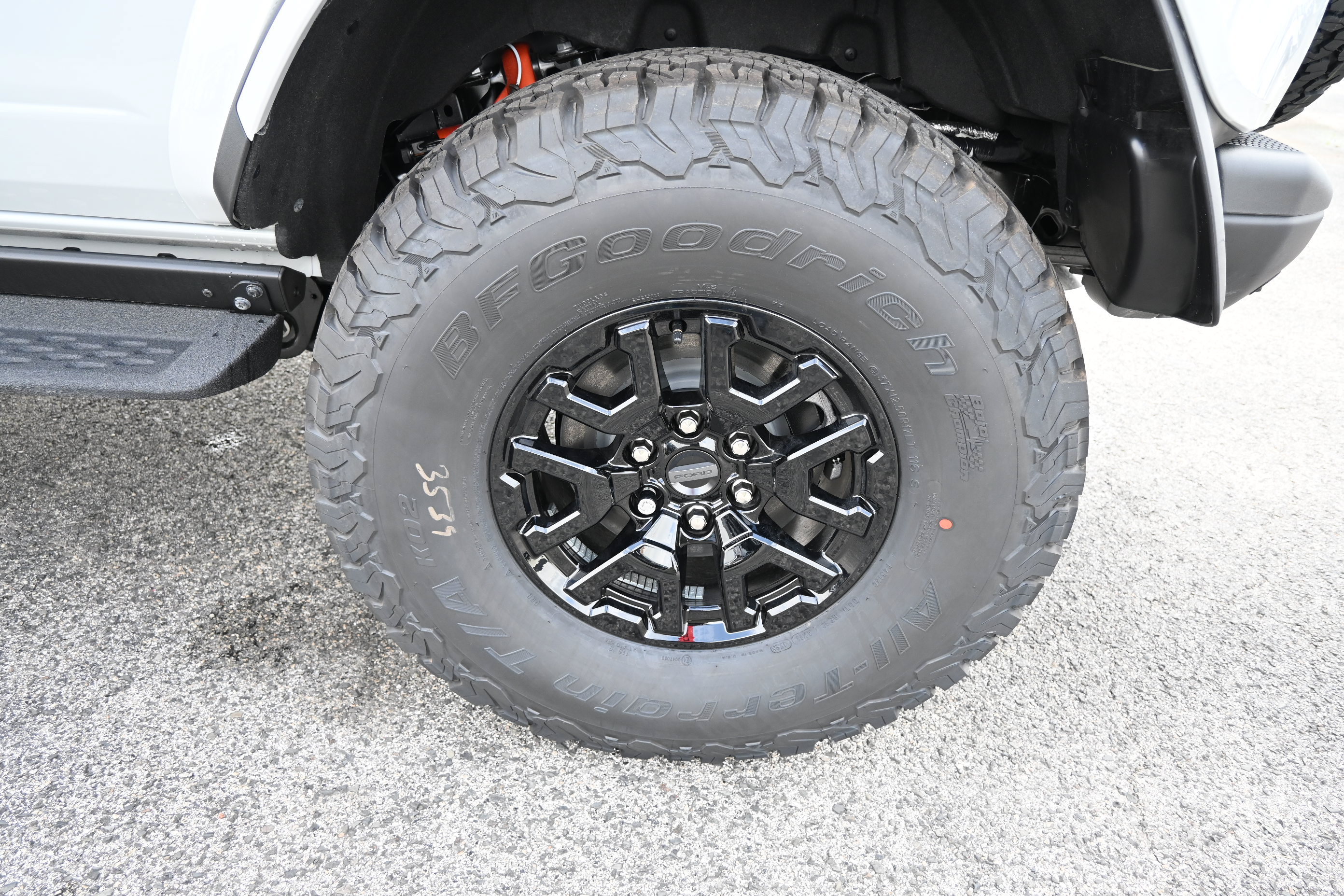 New 2026 Ford Bronco Raptor AWD/4WD image 13