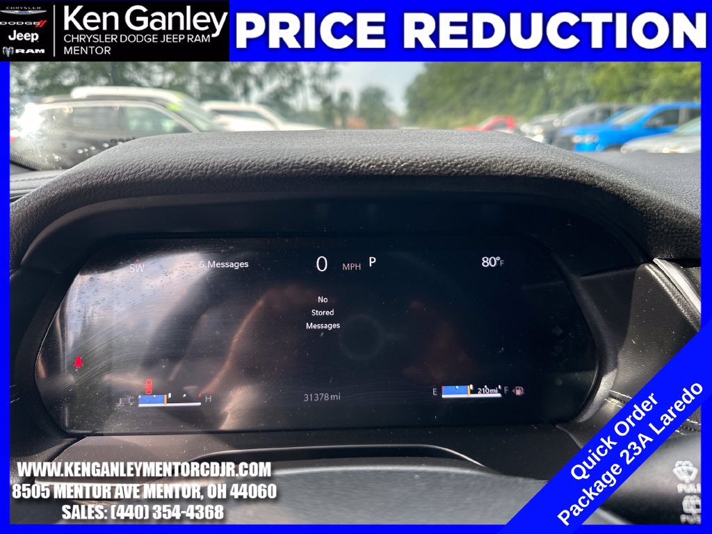 Used 2025 Jeep Grand Cherokee Laredo AWD/4WD image 16