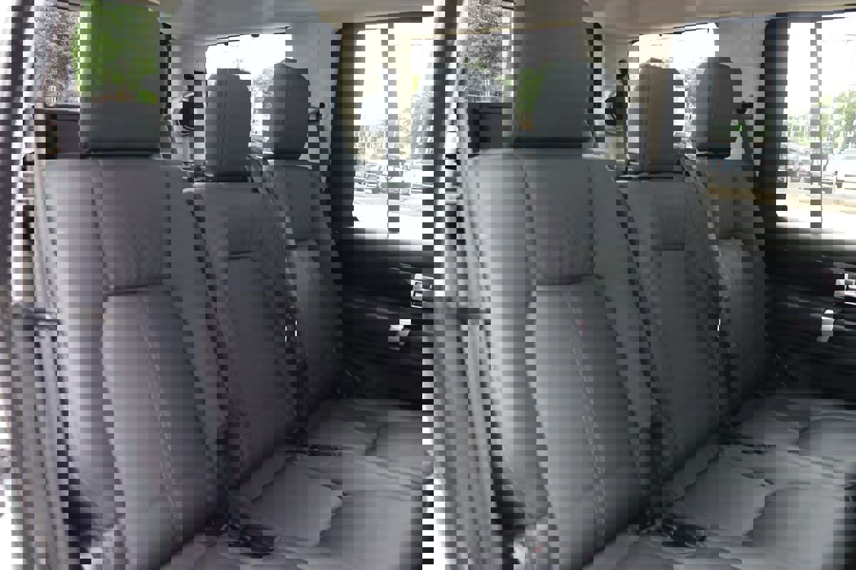 Used 2016 Land Rover LR4 HSE LUX image 38