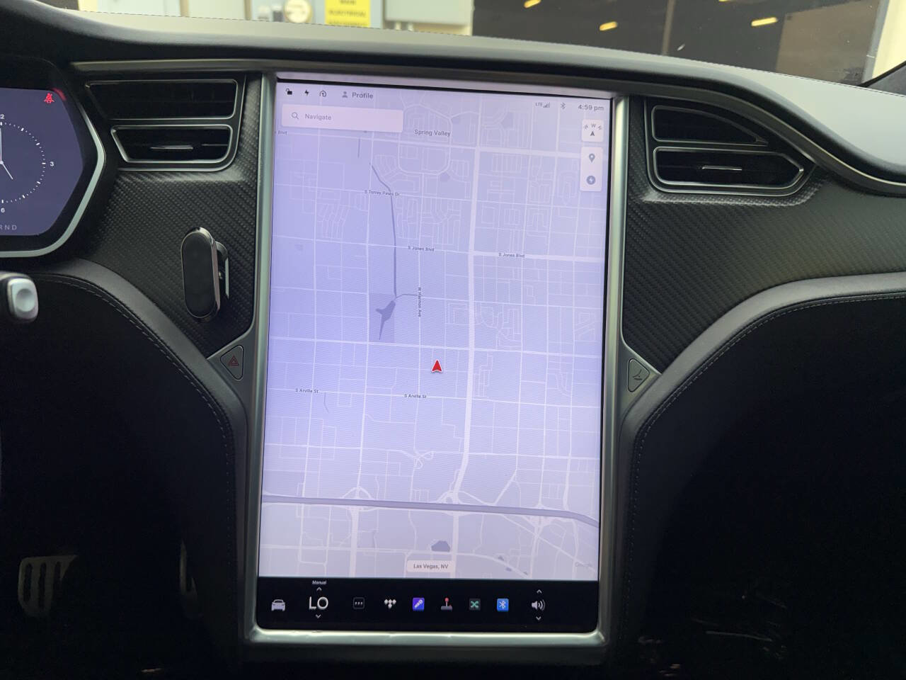 Used 2018 Tesla Model X P100D image 12