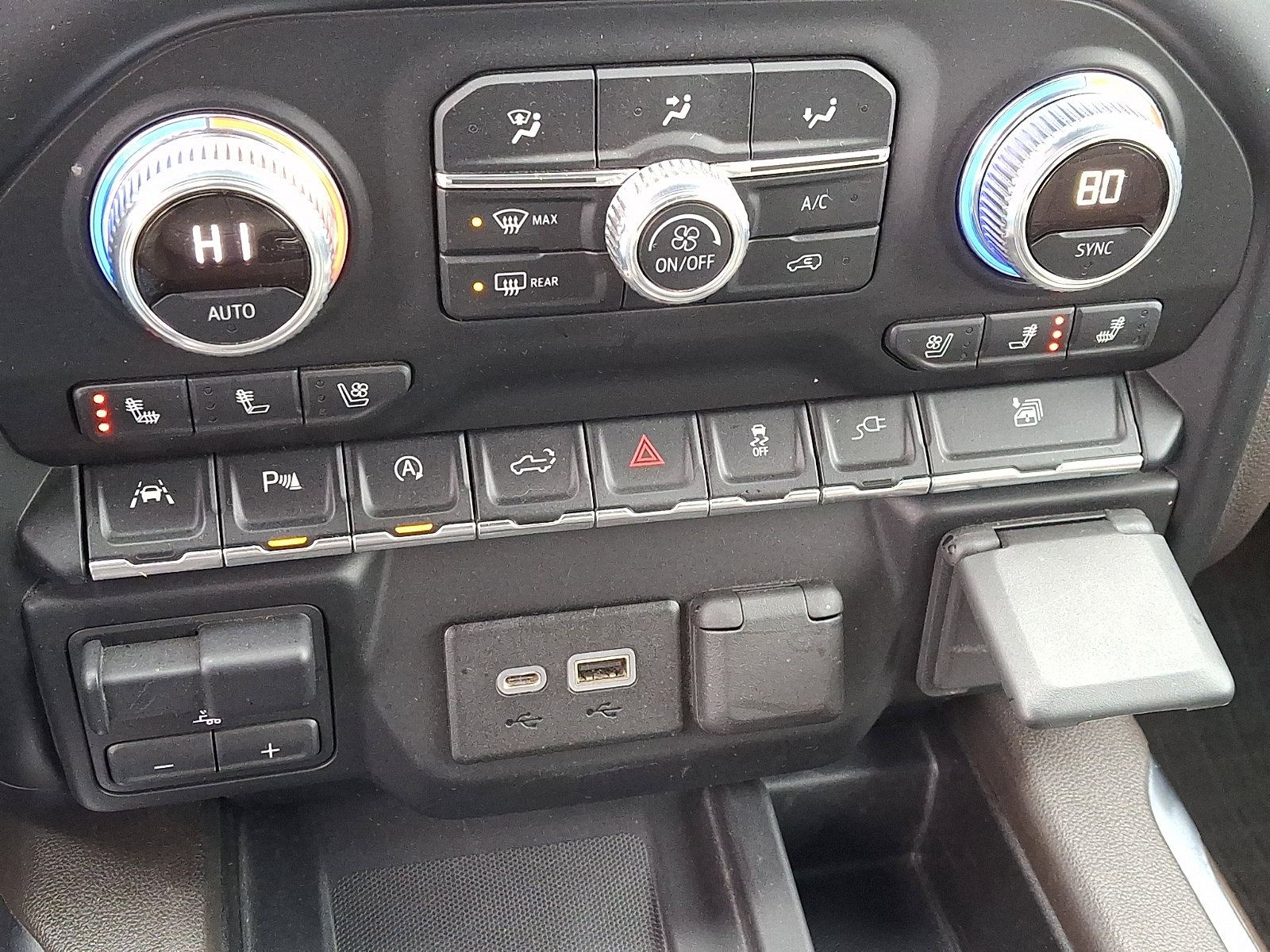 Used 2019 GMC Sierra 1500 SLT w/ SLT Premium Plus Package image 17