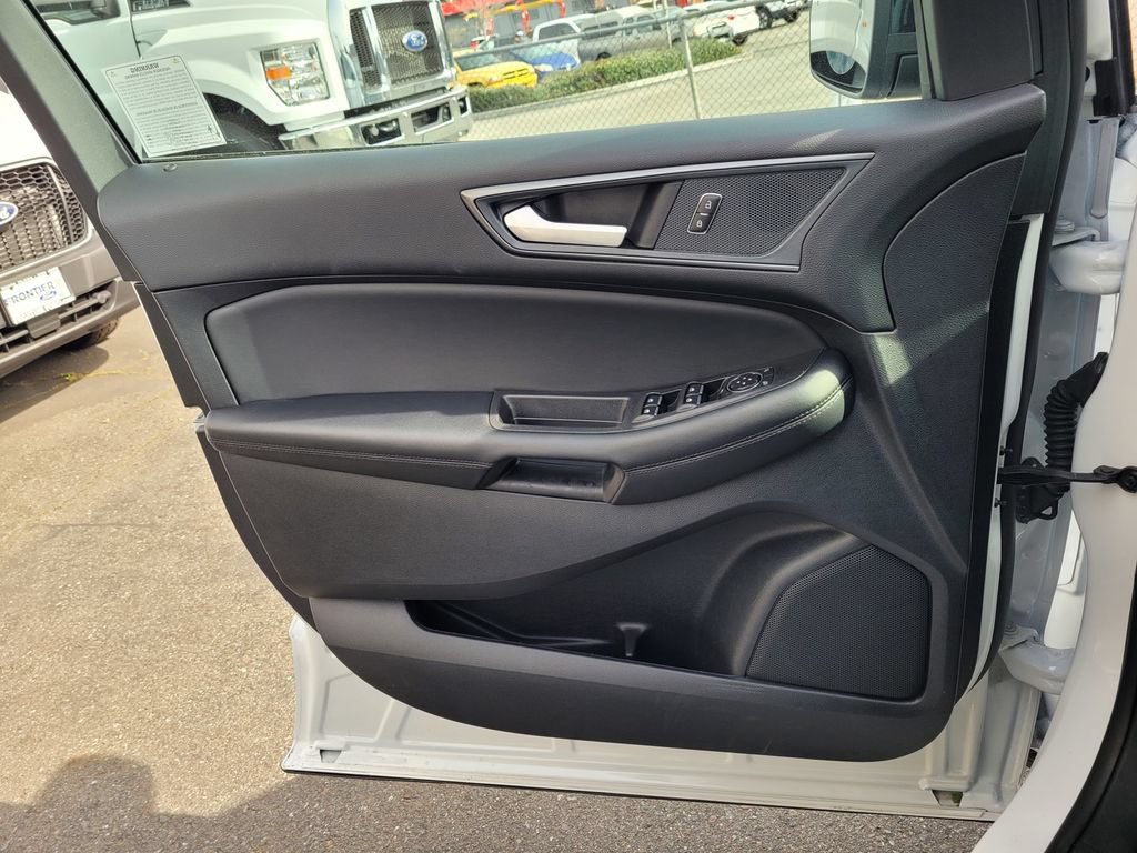 New 2024 Ford Edge SE w/ Black Appearance Package AWD/4WD image 12