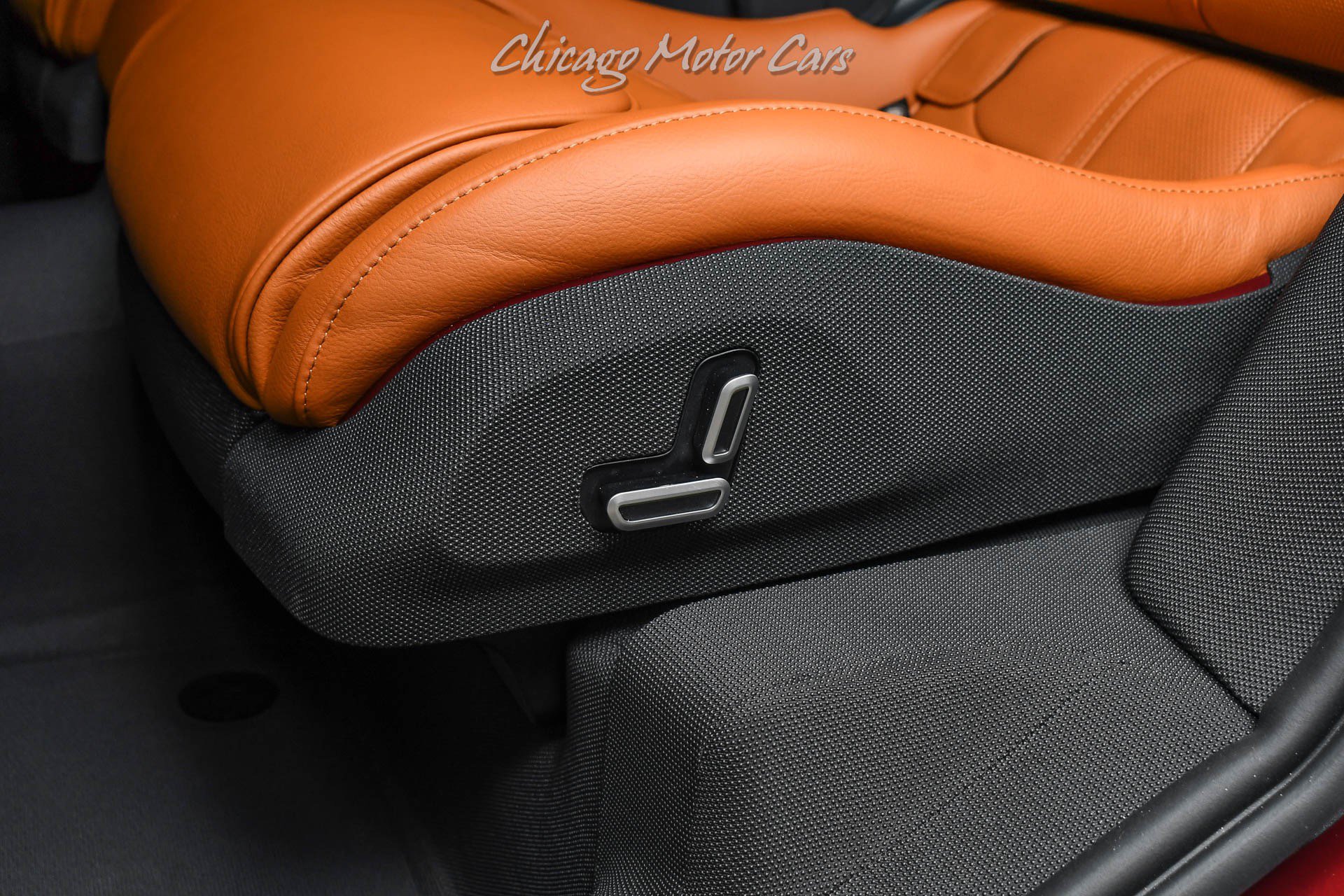 Used 2026 Ferrari Purosangue AWD/4WD image 32