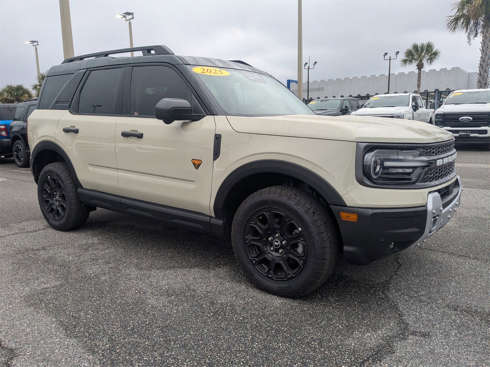 New 2025 Ford Bronco Sport Badlands image 2