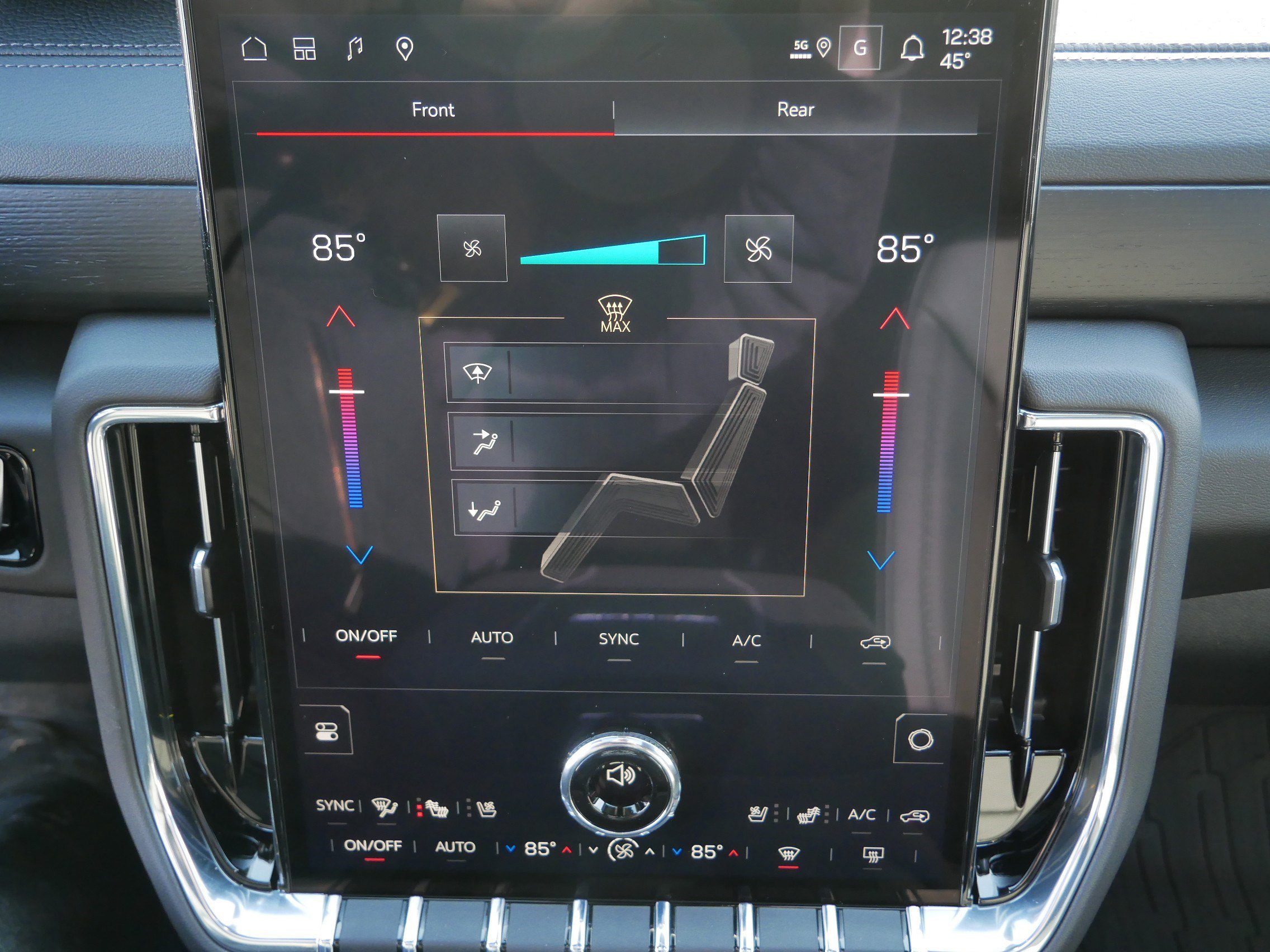 New 2026 GMC Yukon XL Denali w/ Sun & Power Step Package image 8