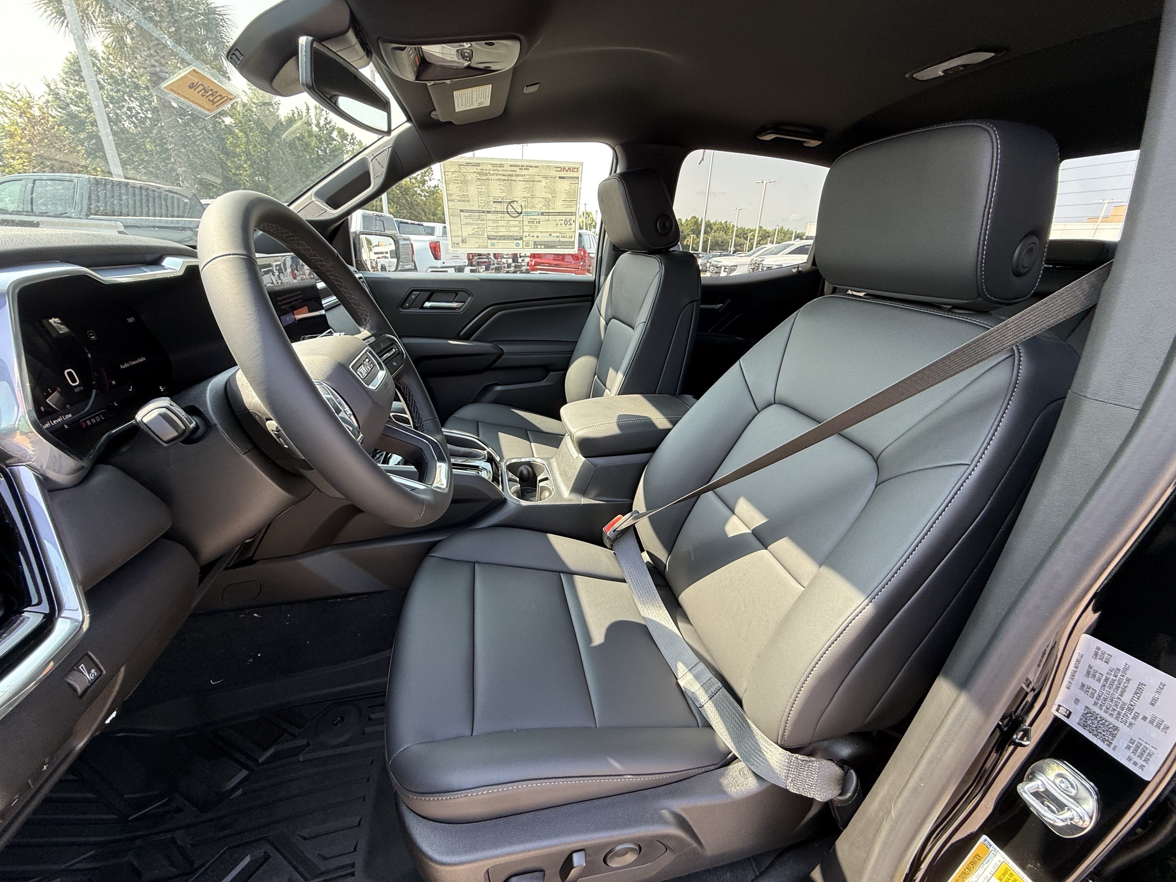 New 2026 GMC Canyon Elevation w/ Convenience Package RWD image 17