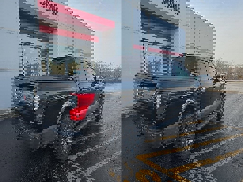 Used 2019 Nissan Titan Platinum Reserve w/ Platinum Utility Package image 3