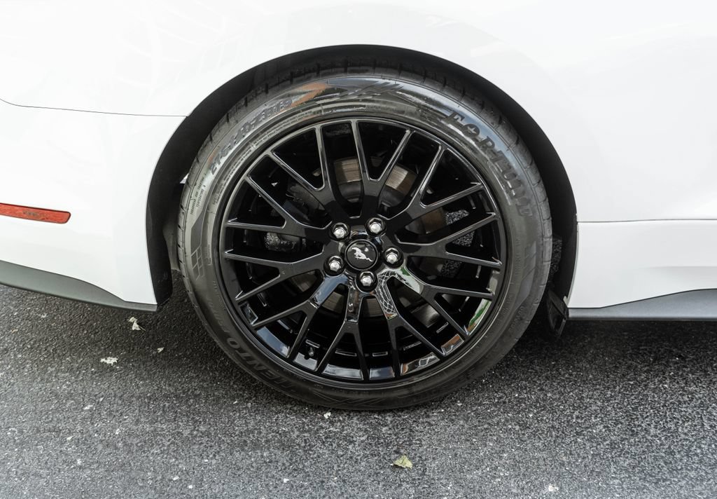 Used 2021 Ford Mustang GT Premium w/ GT Performance Package RWD image 29