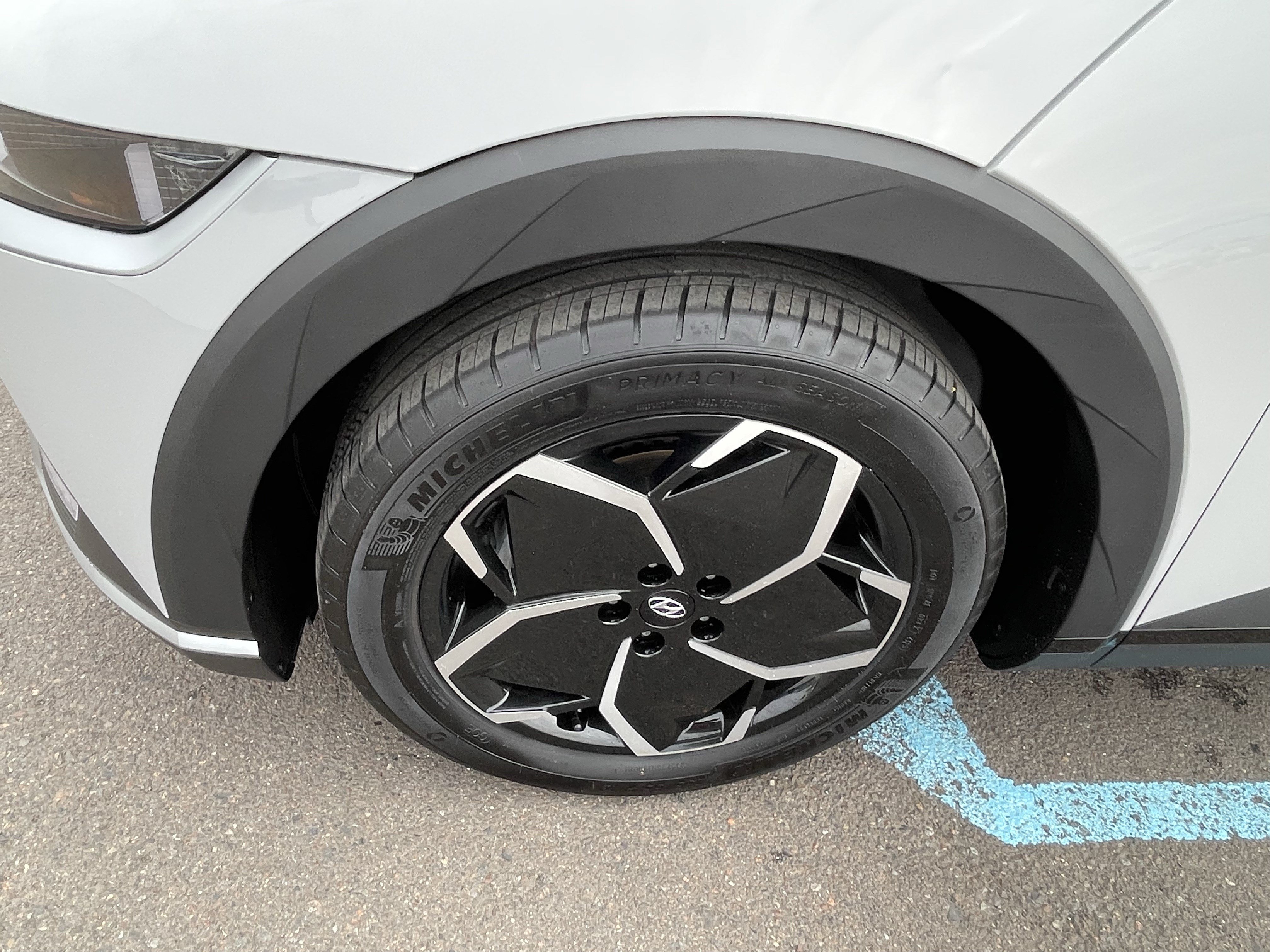 Certified 2024 Hyundai Ioniq 5 SEL RWD image 9