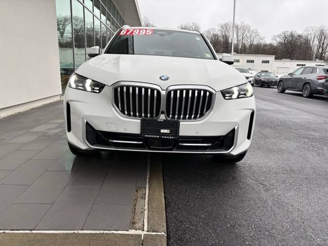 Used 2025 BMW X5 xDrive40i AWD/4WD image 4