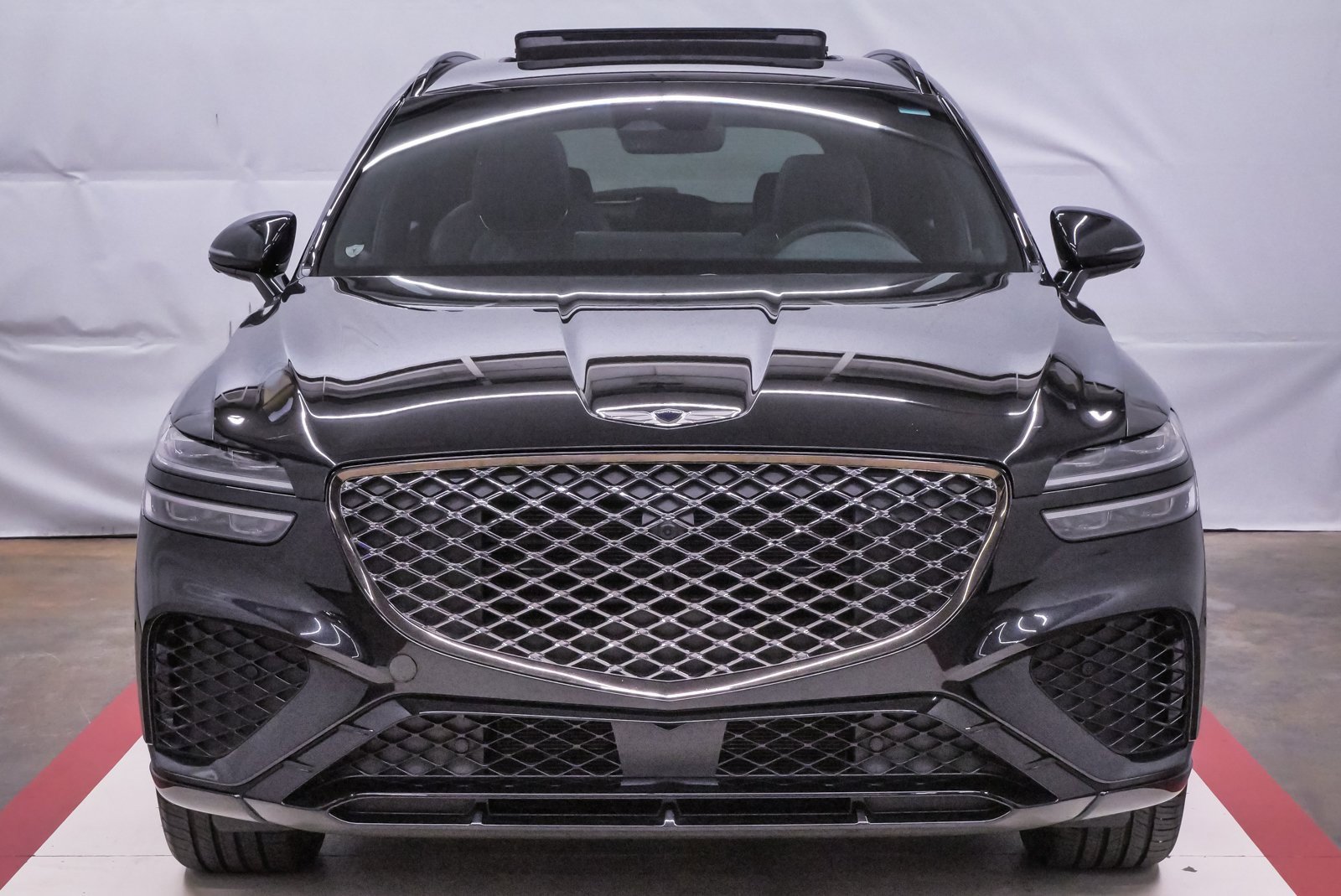 Certified 2025 Genesis GV70 3.5T Sport w/ Sport Advanced Package image 4