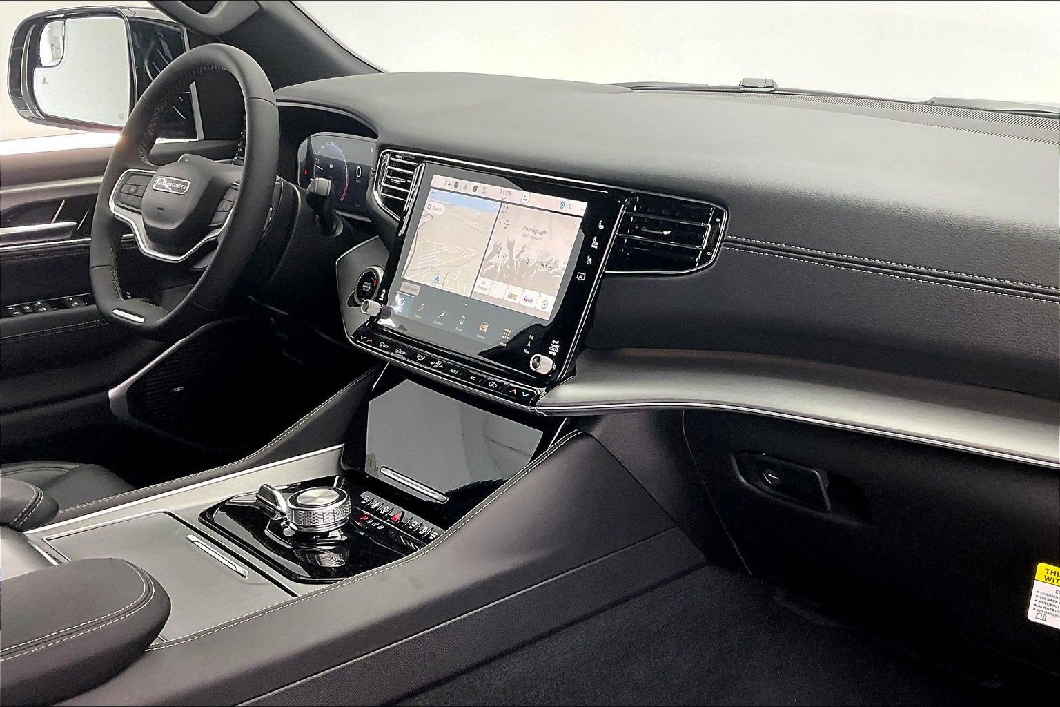 New 2026 Jeep Grand Wagoneer 4WD w/ Premium Group I image 6