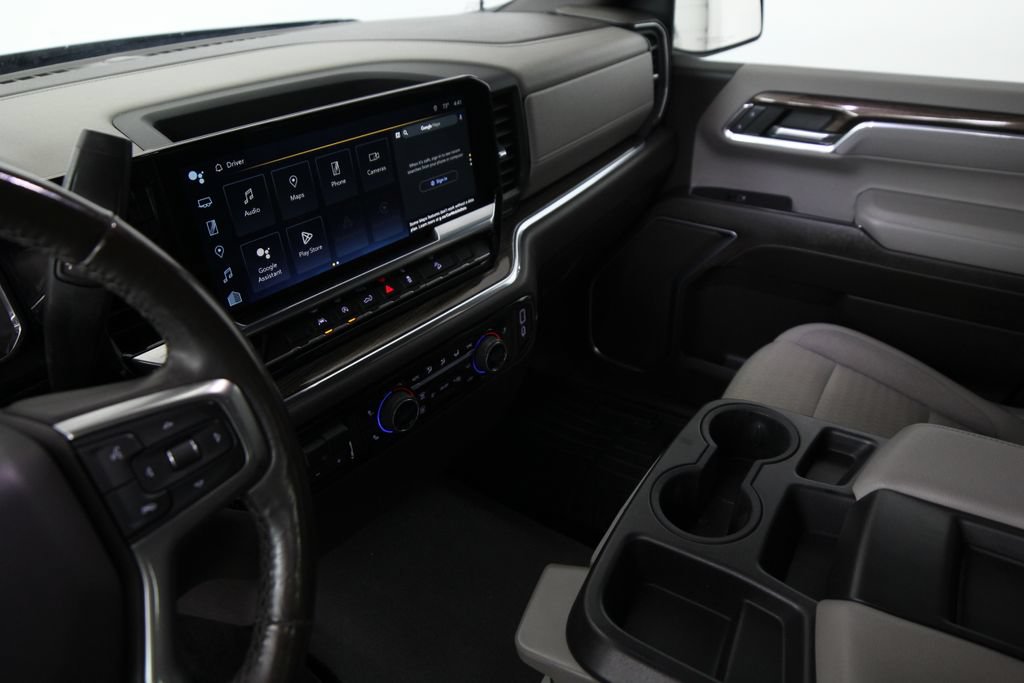 Used 2023 Chevrolet Silverado 1500 LT AWD/4WD image 18