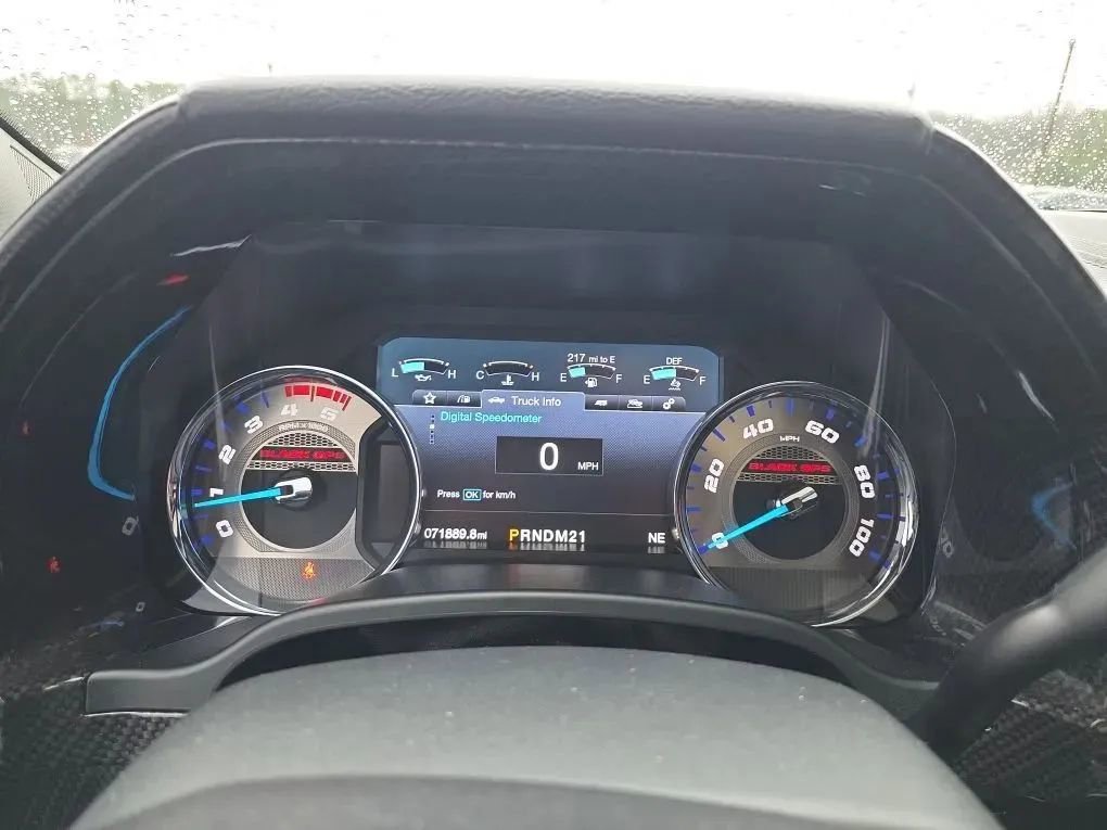 Used 2019 Ford F250 Lariat w/ Lariat Ultimate Package AWD/4WD image 19