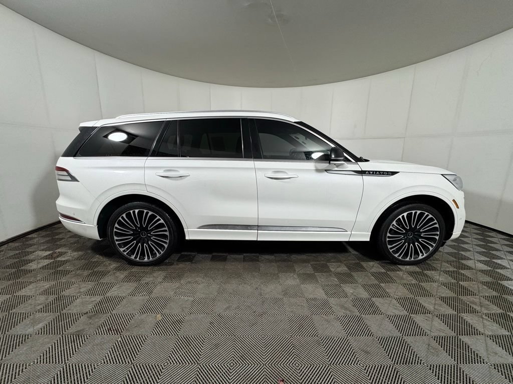 Certified 2023 Lincoln Aviator Black Label w/ Dynamic Handling Package AWD/4WD image 6