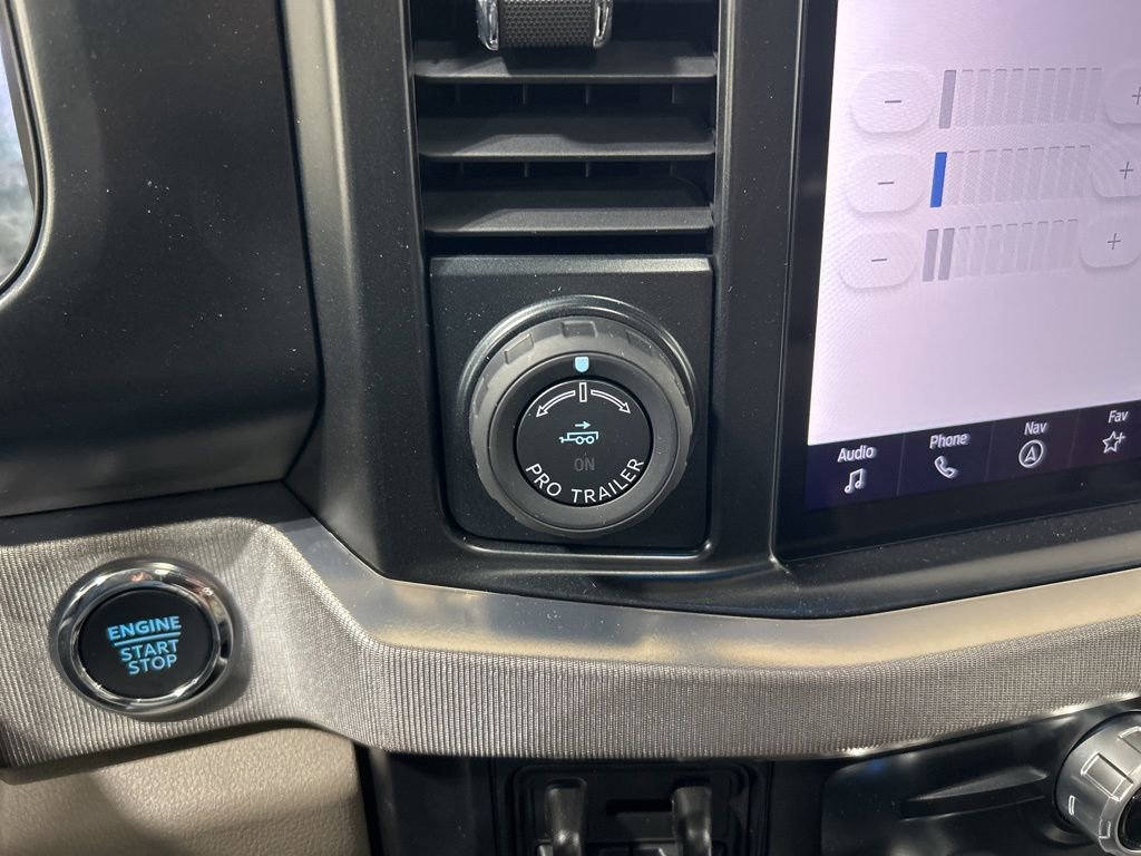 New 2026 Ford F350 Platinum image 17