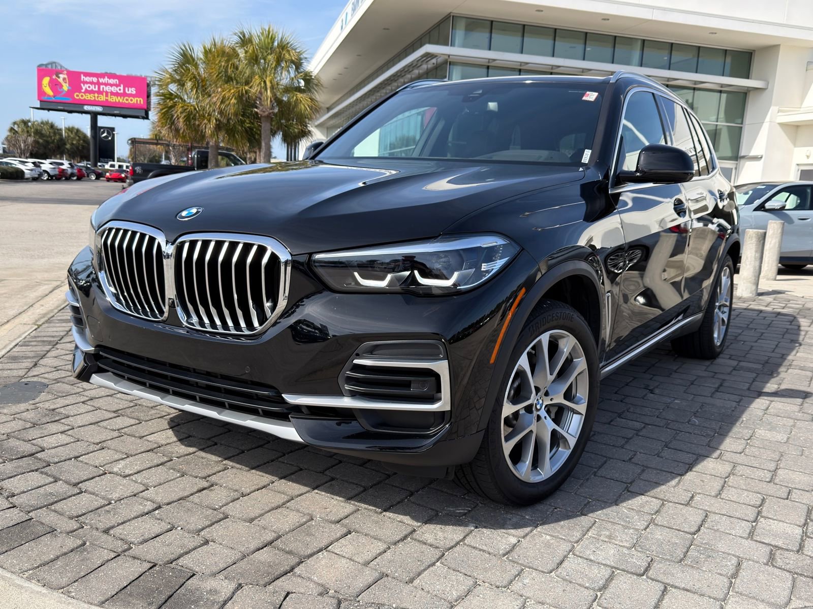 Certified 2023 BMW X5 xDrive40i w/ Premium Package image 1