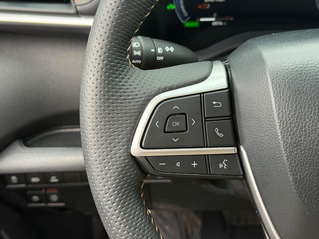 Certified 2026 Toyota Sienna XLE Woodland Edition AWD/4WD image 20