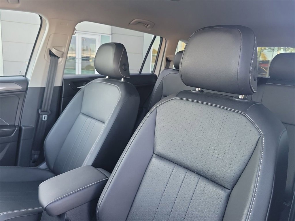 Used 2022 Volkswagen Tiguan SE image 26