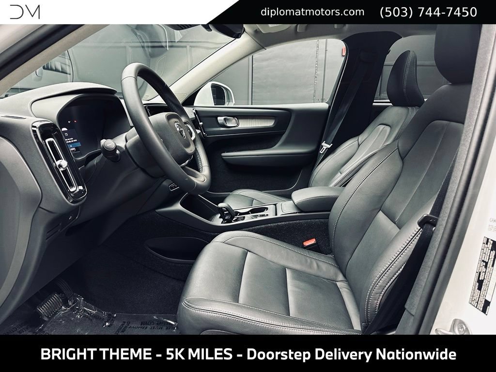 Used 2025 Volvo XC40 B5 Core w/ Protection Package Premier AWD/4WD image 18