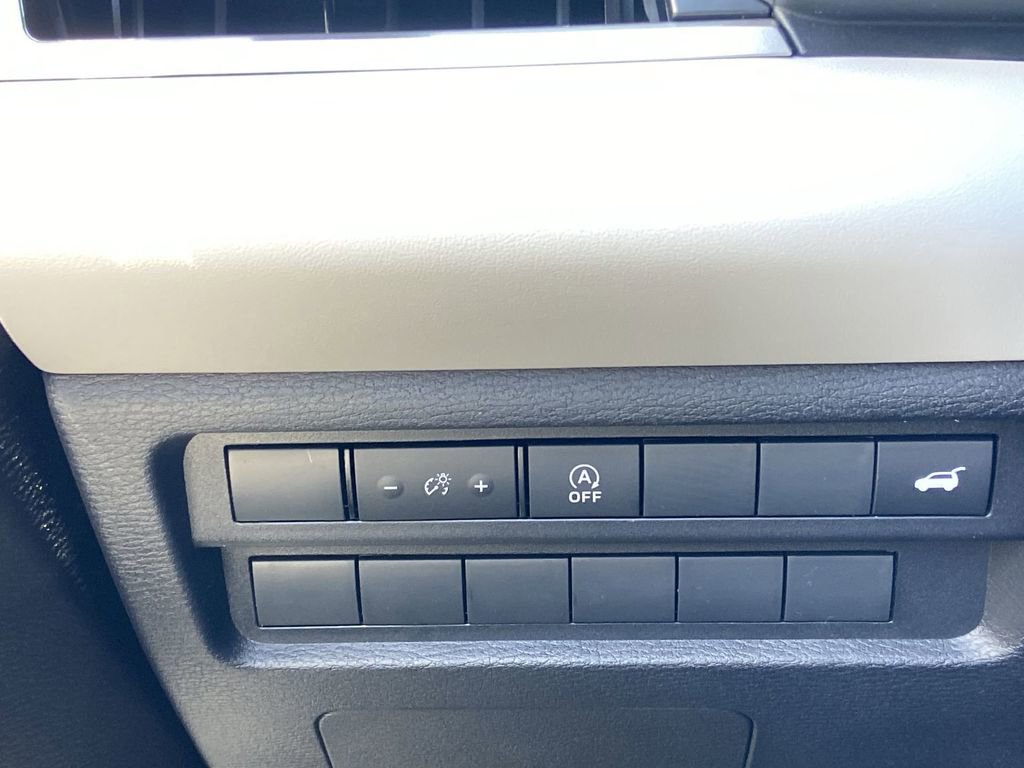 New 2026 Mitsubishi Outlander SE FWD image 14