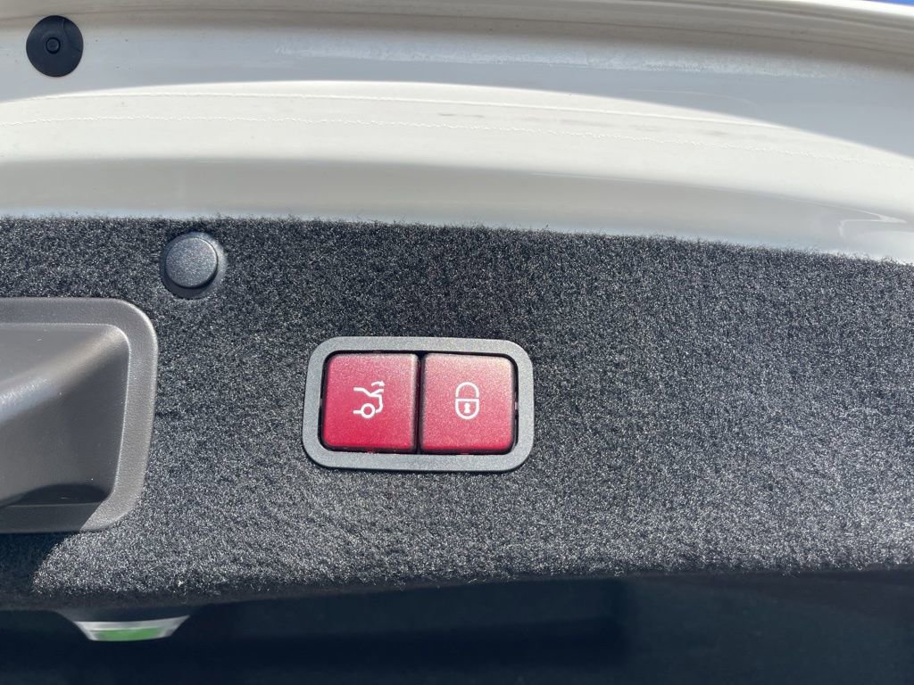 Used 2019 Mercedes-Benz S 560 4MATIC Sedan image 15