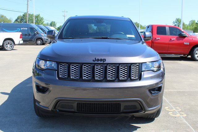 Used 2021 Jeep Grand Cherokee Laredo X image 8